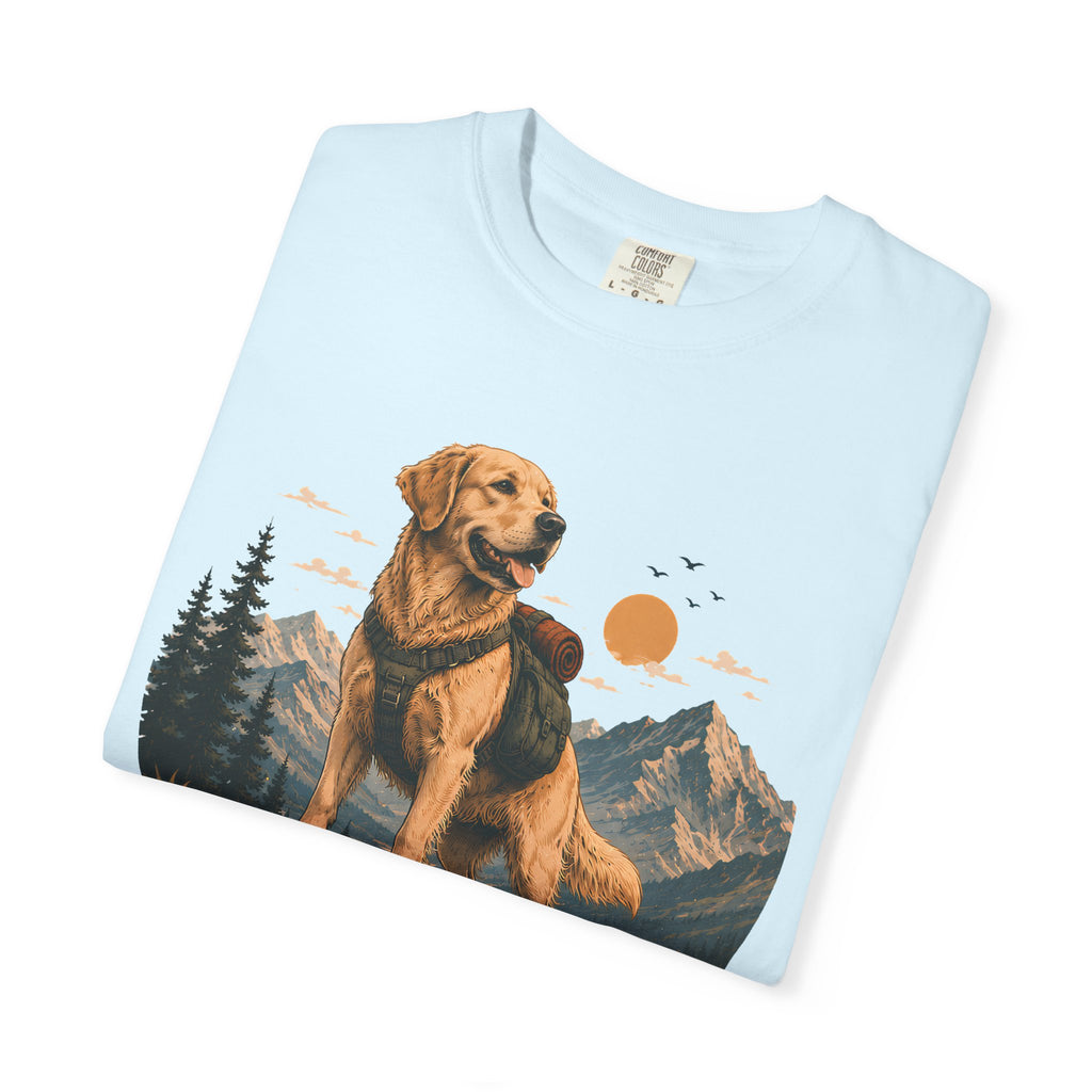 Golden Retriever Mountain Adventure T-Shirt