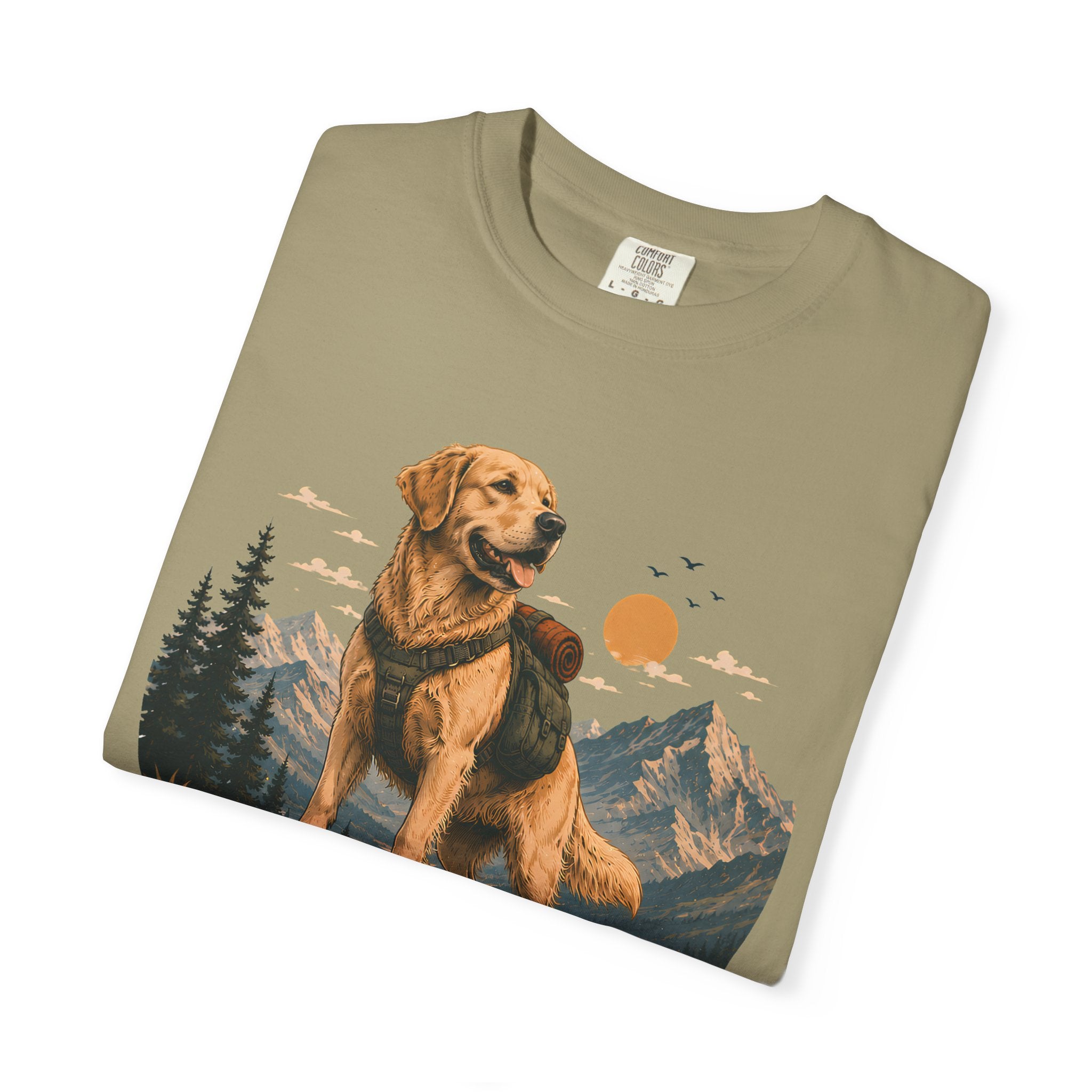 Golden Retriever Mountain Adventure T-Shirt