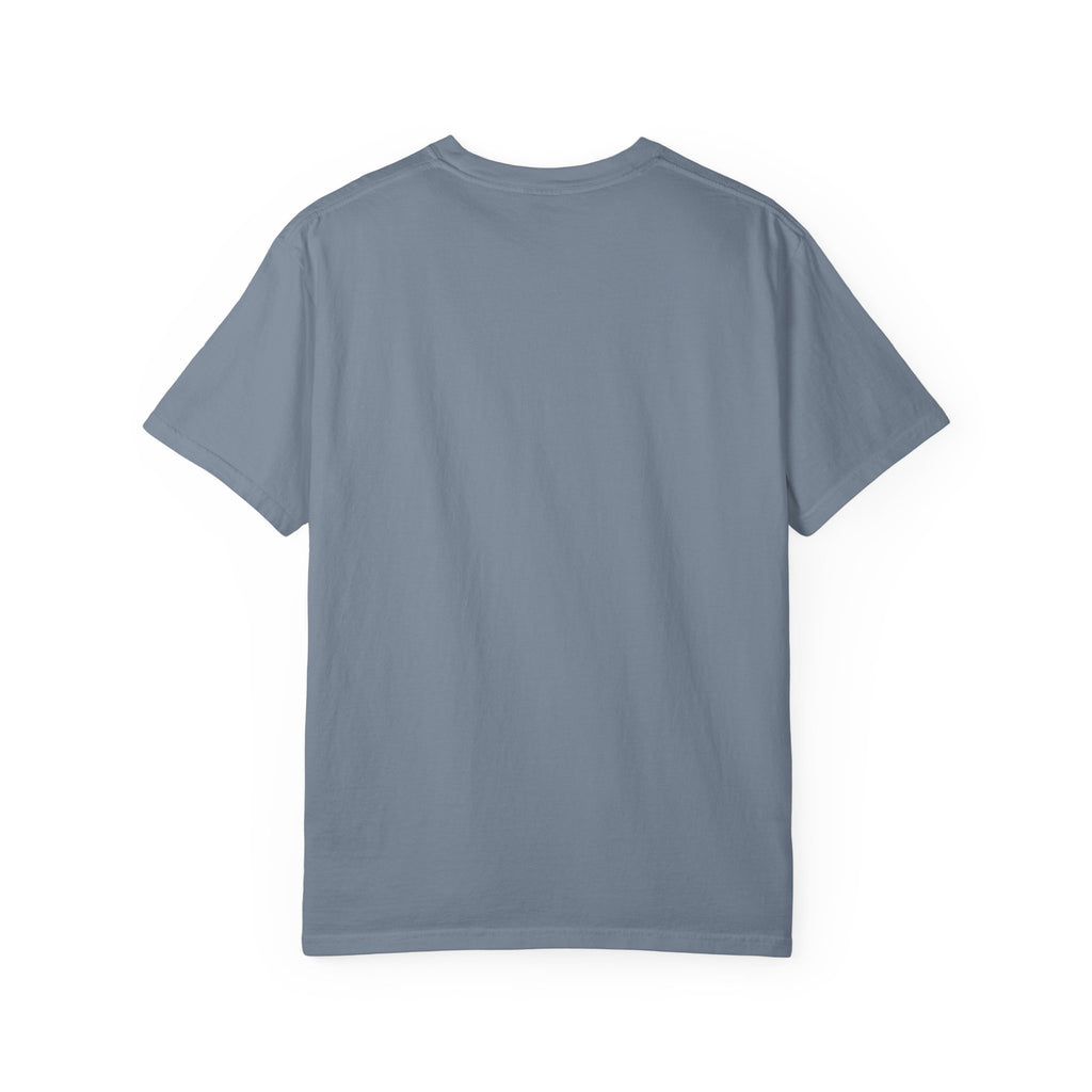 Golden Retriever Mountain Adventure T-Shirt