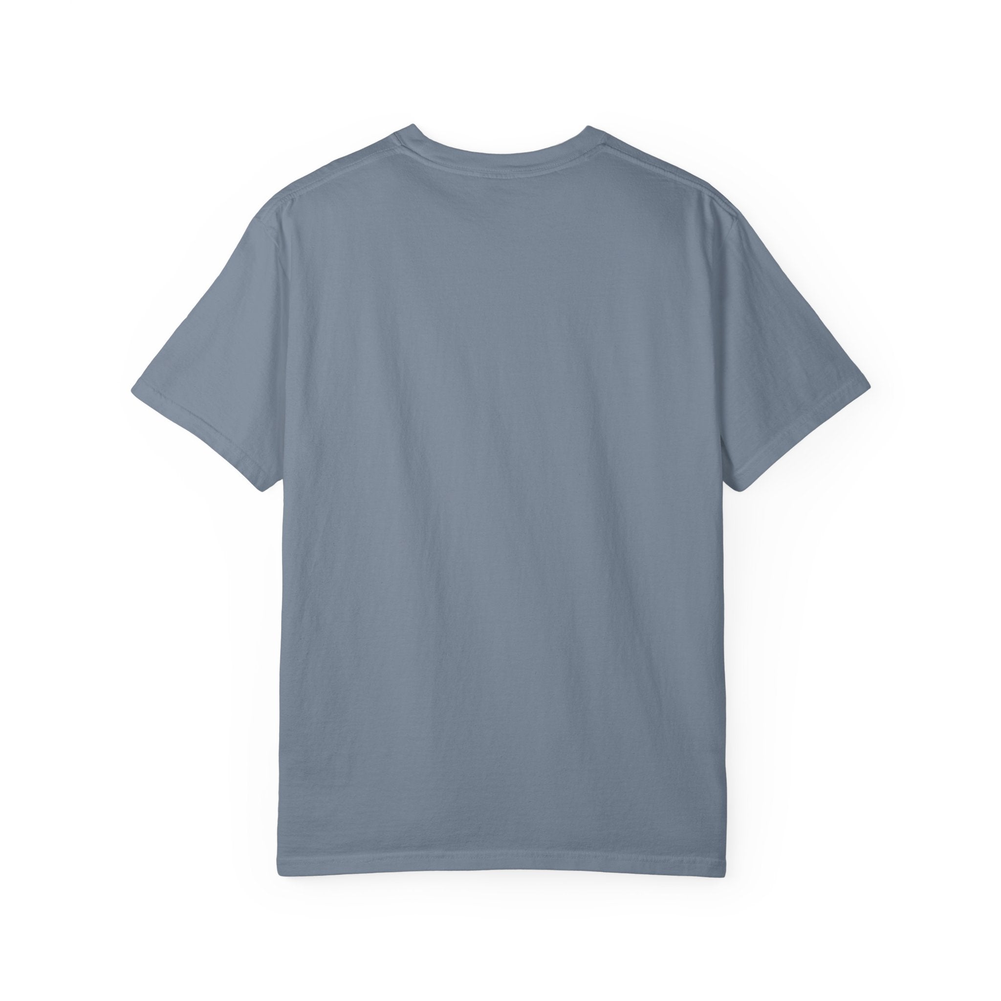 Golden Retriever Mountain Adventure T-Shirt
