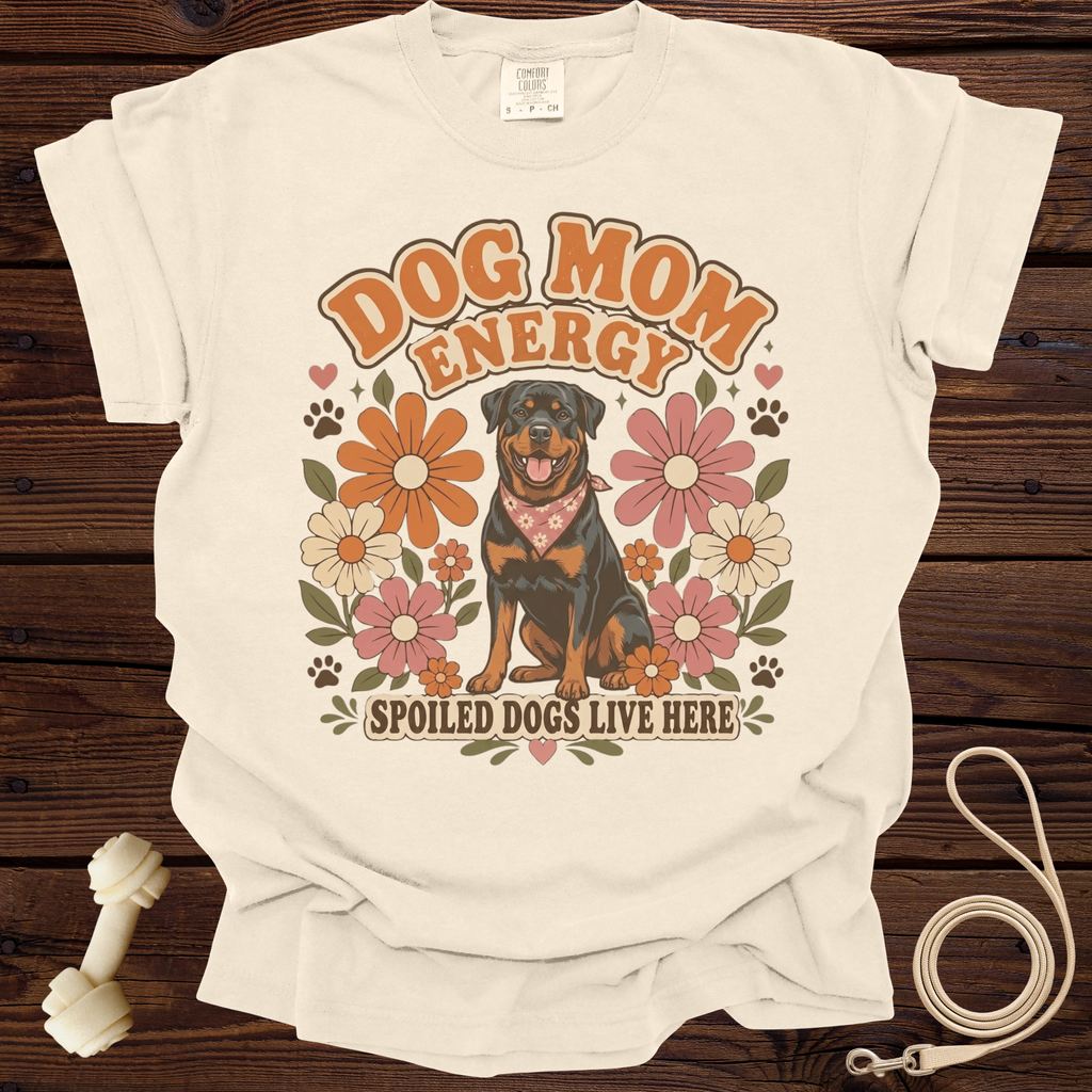 Cream t-shirt with "Dog Mom Energy" and a Rottweiler graphic.