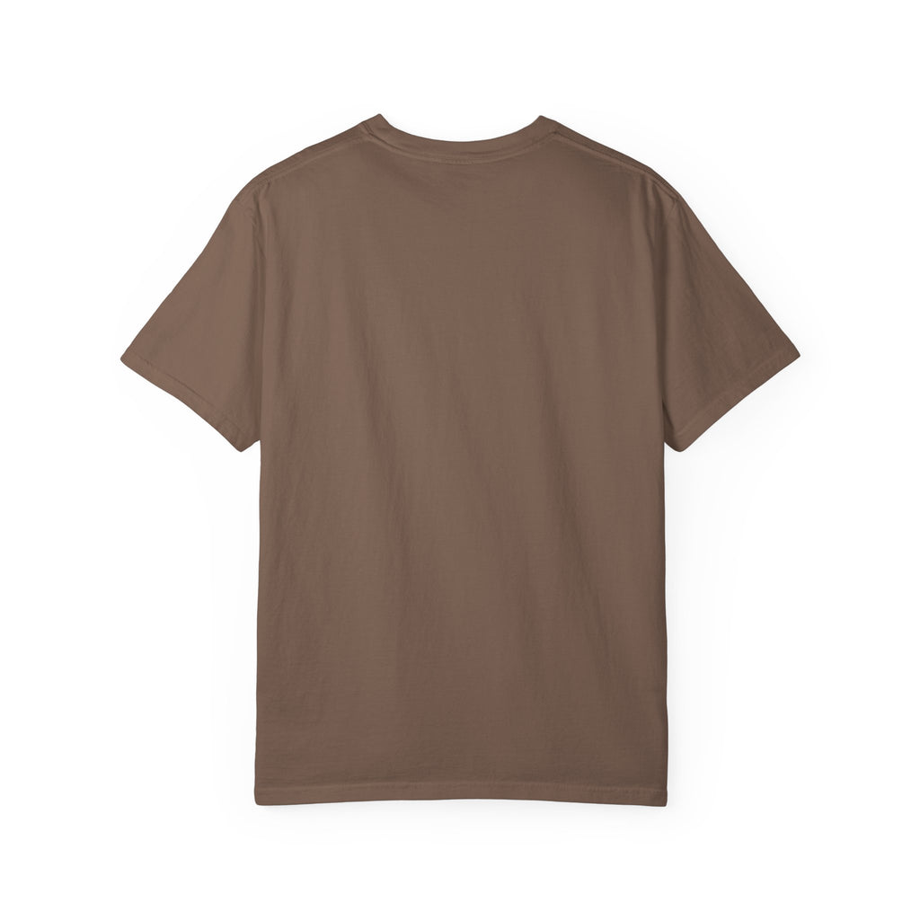 Golden Retriever Mountain Adventure T-Shirt